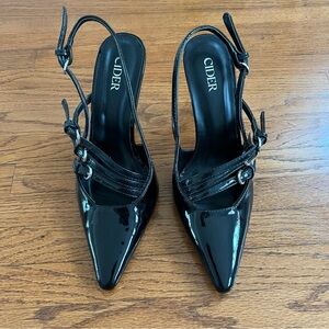 Pointed Toe Glossy Strappy Heels